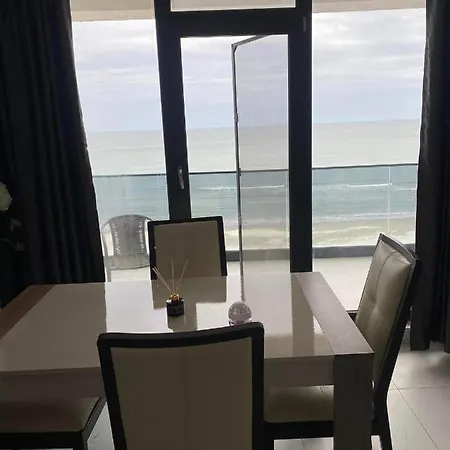 Diana's Mamaia Nord Appartement *